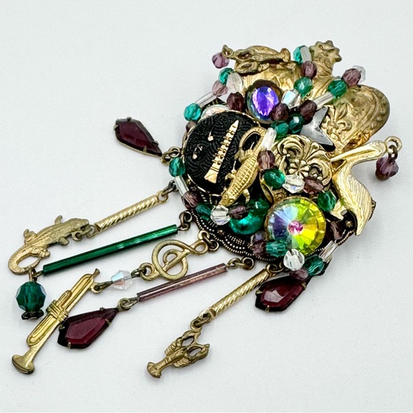 Vintage Mardi Gras Theme Handmade Cluster Brooch Pendant - Picture 2 of 7